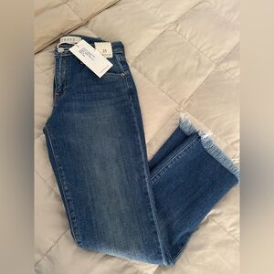 Trave Colette Women's Classic Blue Cropped Jeans